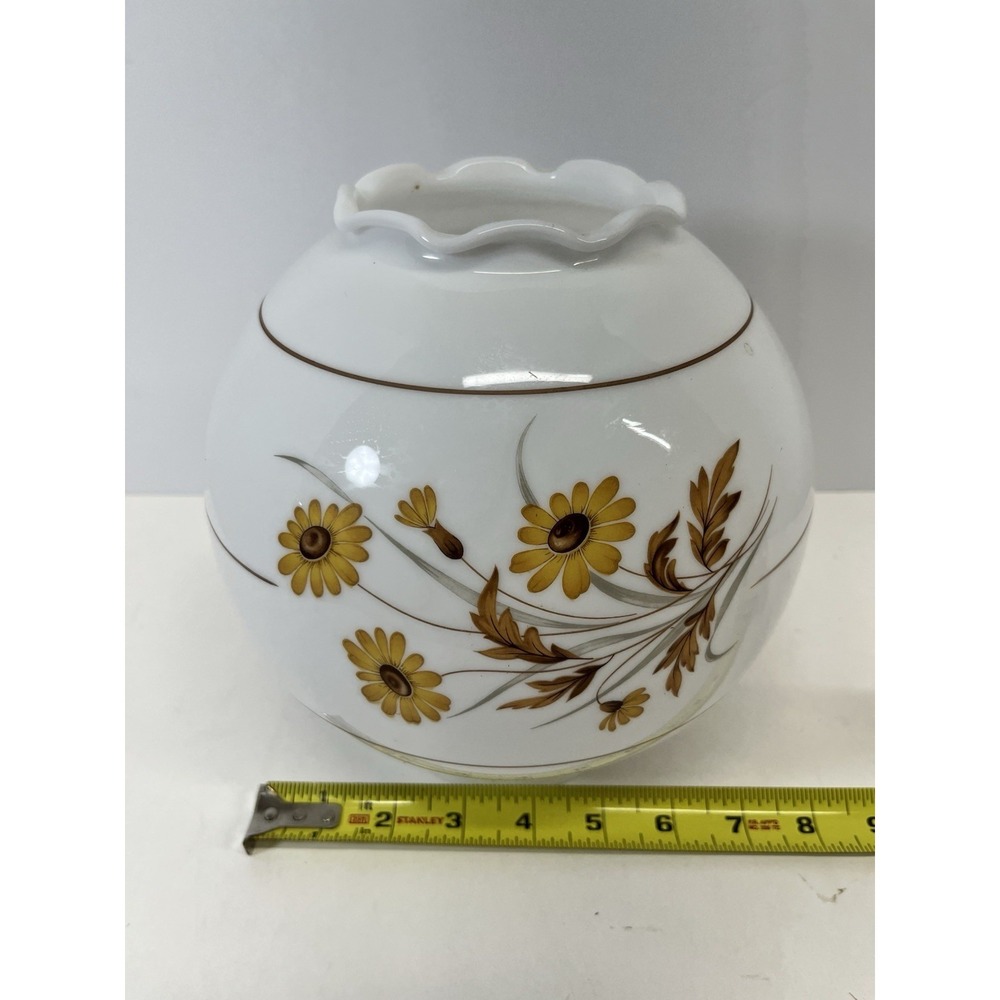 Vintage GWTW SUNFLOWER Transfer On White GLASS Globe 3.75" Slip Fitter - Picture 7 of 8